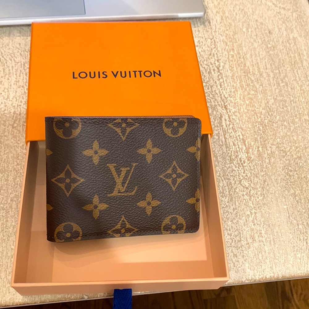 Mens Louis Vuitton Multiple Wallet